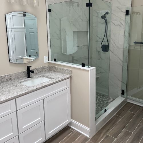 Frameless Door Panel and Return Clips  Image